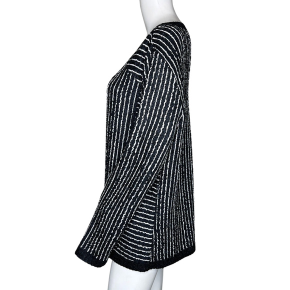 Chicos Sweater Womens Large 2 Black White Stripe Crinkle Cardigan Career Travel - Picture 3 of 8